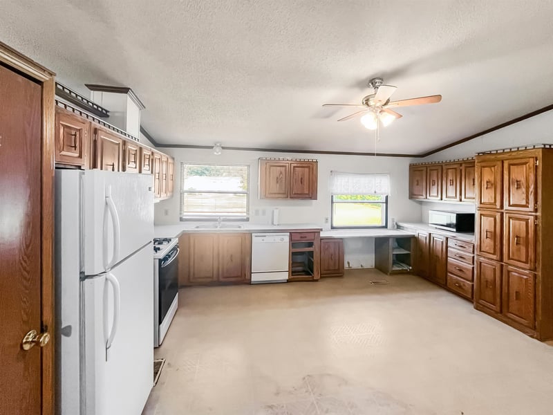 15558 SW Claassen Ct, Rose Hill, KS 67133