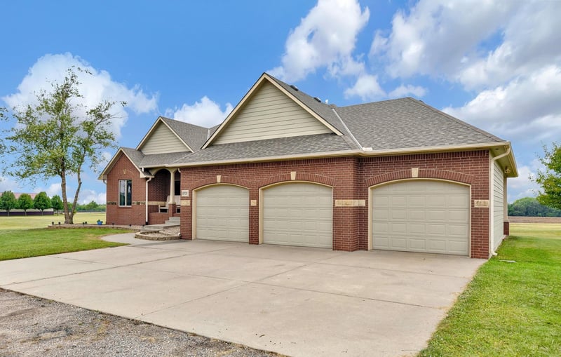 3701 Manly Rd, Goddard, KS 67052