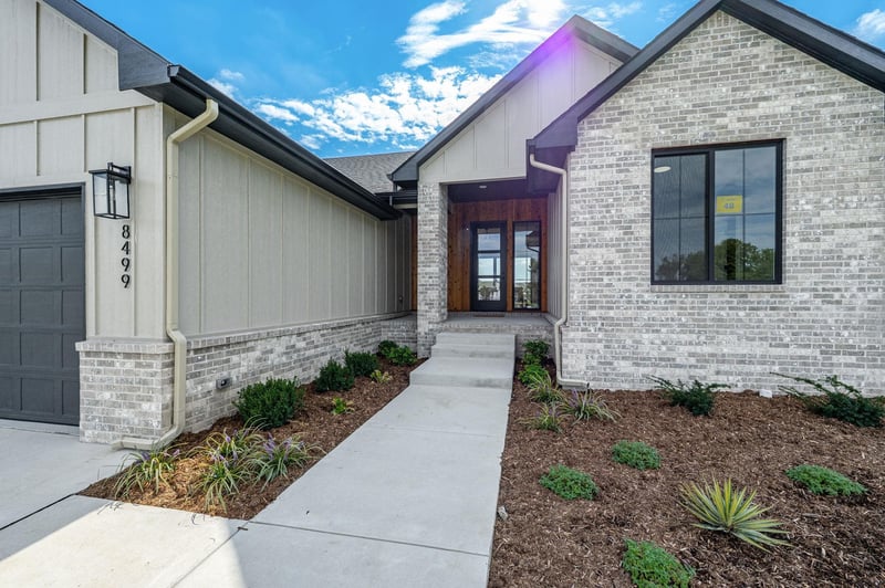 8499 Pebble St, Maize, KS 67101