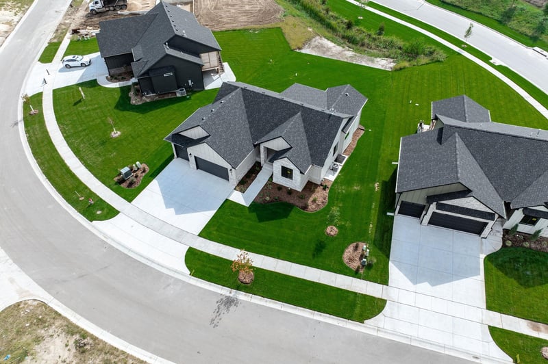8499 Pebble St, Maize, KS 67101