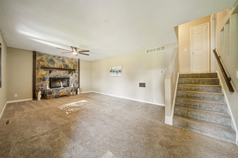 1713 N Terry Ln, Andover, KS 67002