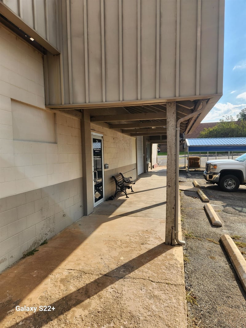 226 Ross St, Clearwater, KS 67026