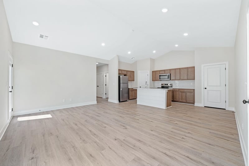 501 Harper St, Valley Center, KS 67147-8955