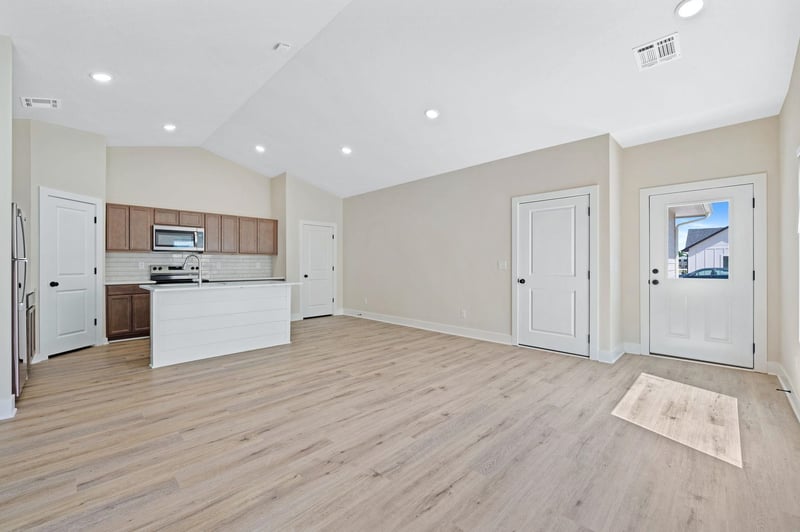 505 Harper St, Valley Center, KS 67147-8955