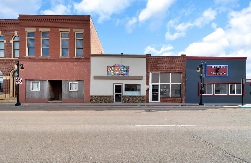 136 Long St, Dighton, KS 67839