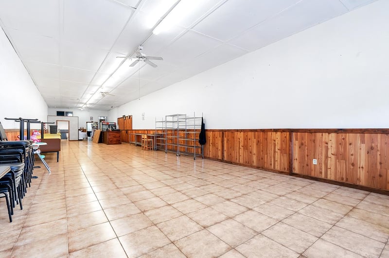 136 Long St, Dighton, KS 67839