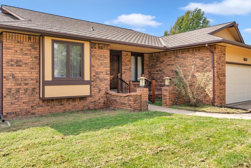 11327 W Texas, Wichita, KS 67209