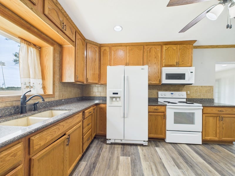 5601 127th St E, Wichita, KS 67226