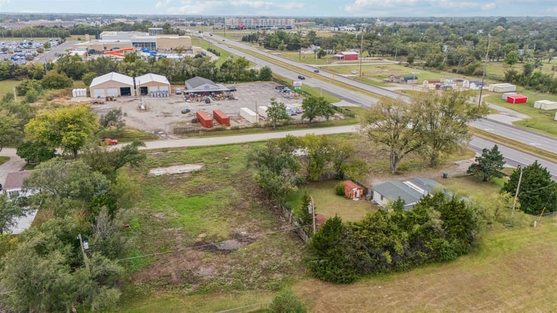 1413 E Highway 54, Andover, KS 67002