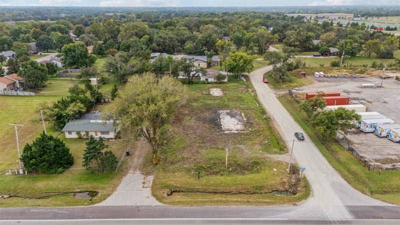 1413 E Highway 54, Andover, KS 67002