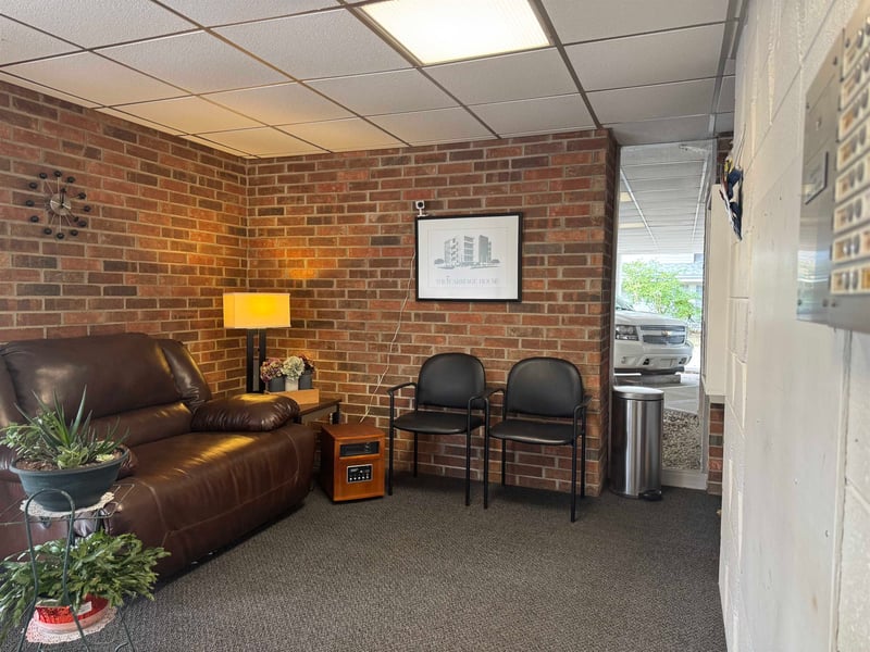 330 Central Ave, El Dorado, KS 67042