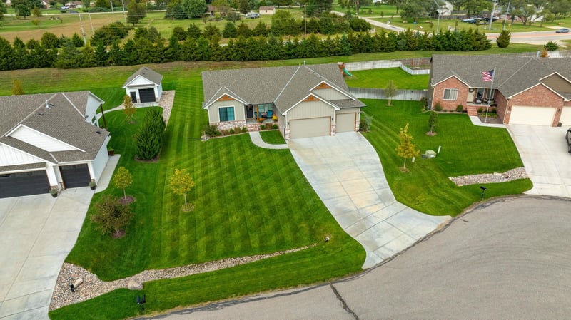 3570 Bluestem Ct, Rose Hill, KS 67133