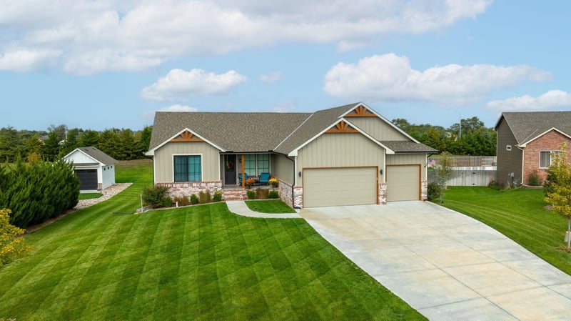 3570 Bluestem Ct, Rose Hill, KS 67133
