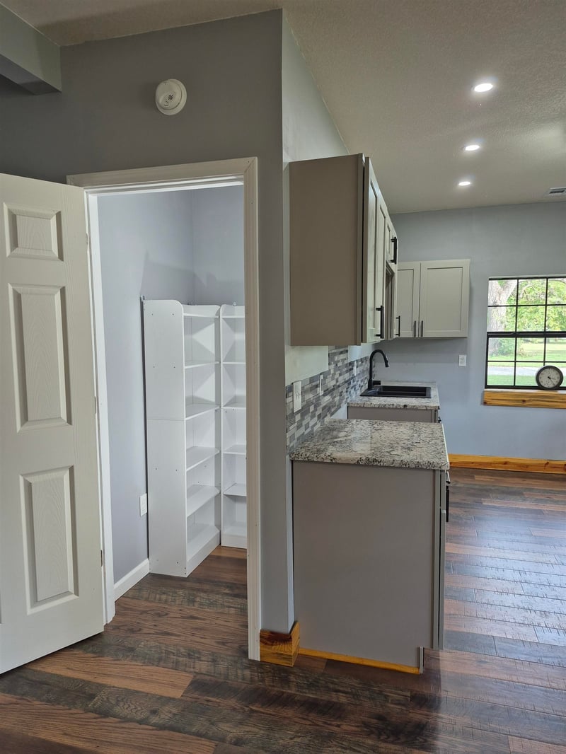 520 E Ohio St, Eureka, KS 67045