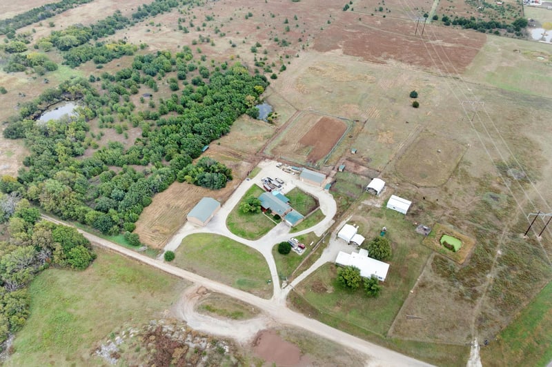 10790 SE Sunflower Rd, Leon, KS 67074
