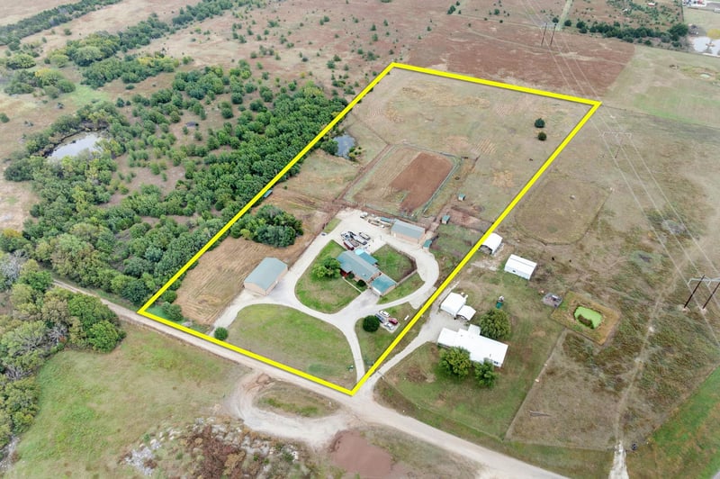 10790 SE Sunflower Rd, Leon, KS 67074