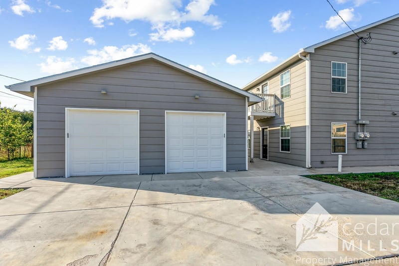 502 S Meridian Ave #504 S Meridian Ave, Wichita, KS 67213