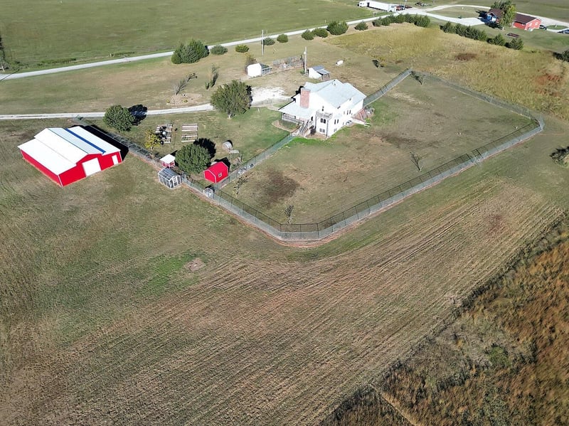 664 E 90th Ave N, Belle Plaine, KS 67013