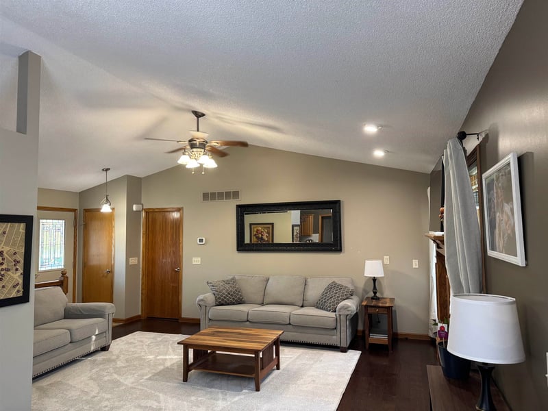 839 Streamside Ln, Clearwater, KS 67026