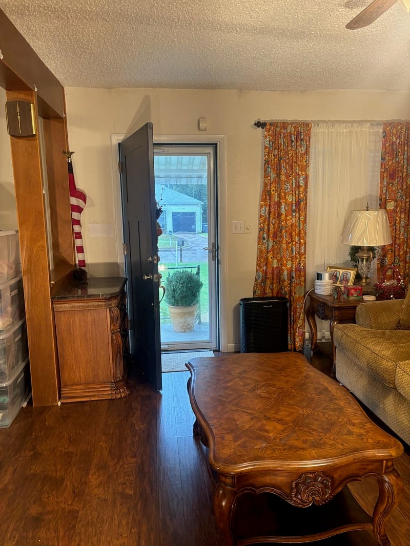 736 Terrace Dr, Wichita, KS 67218