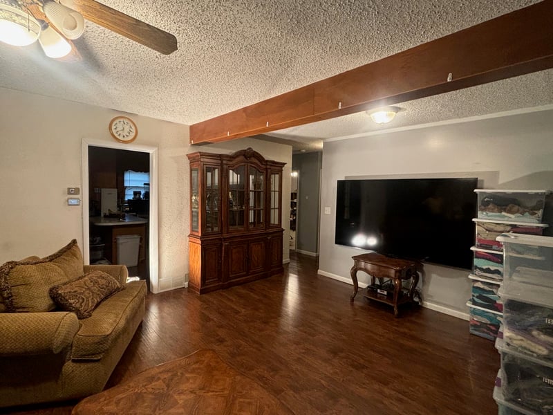 736 Terrace Dr, Wichita, KS 67218