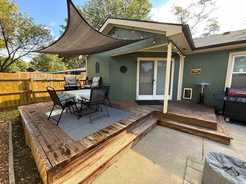 109 E Arlington St, Bennington, KS 67422