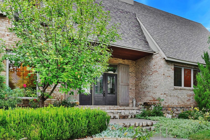 13616 E Mainsgate St, Wichita, KS 67228