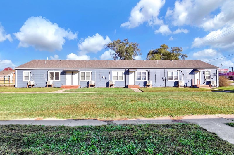 319 N Ash, Hillsboro, KS 67063