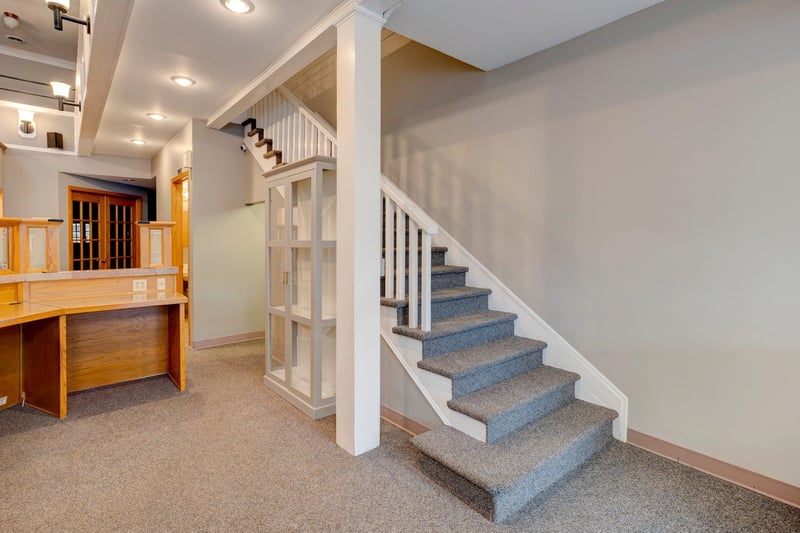 810 Main St, Winfield, KS 67156