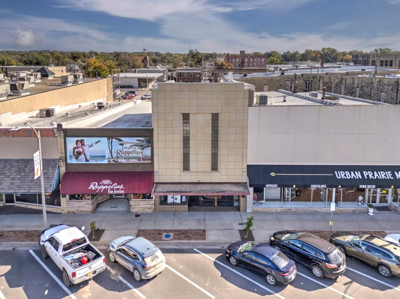 810 Main St, Winfield, KS 67156