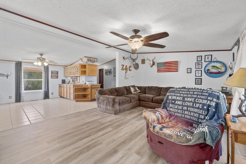 9770 SE Kay Dr, Leon, KS 67074