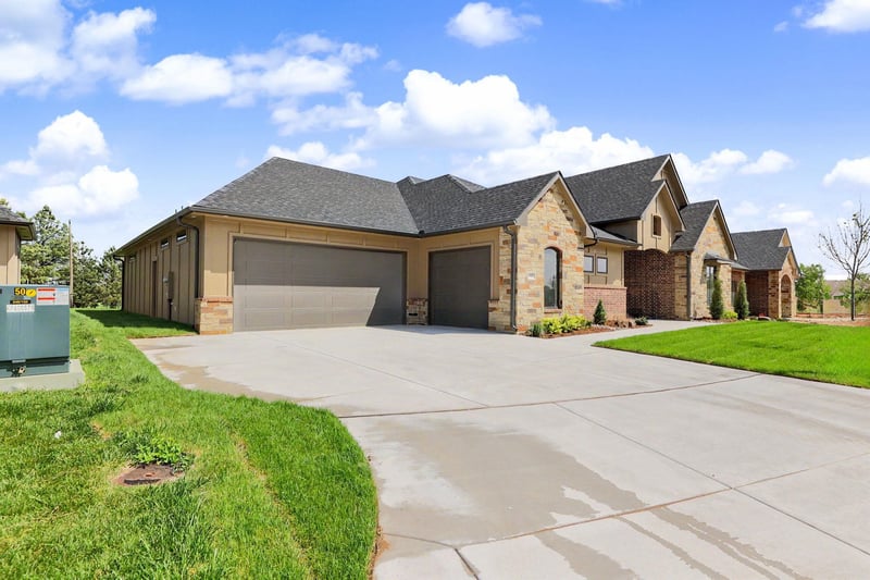 4085 Tyler Ct, Maize, KS 67101