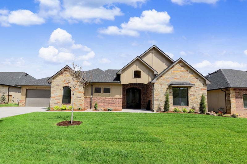 4085 Tyler Ct, Maize, KS 67101