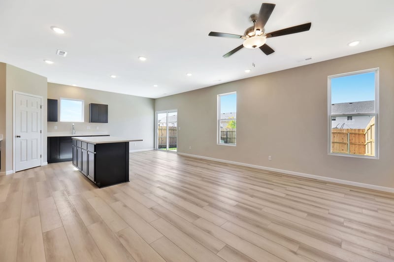 9149 Chris Ct, Bel Aire, KS 67226