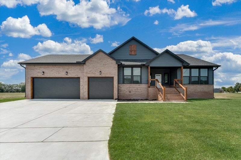 462 Stoney Creek, Clearwater, KS 67026