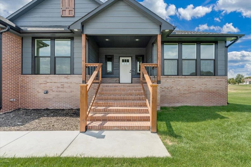 462 Stoney Creek, Clearwater, KS 67026