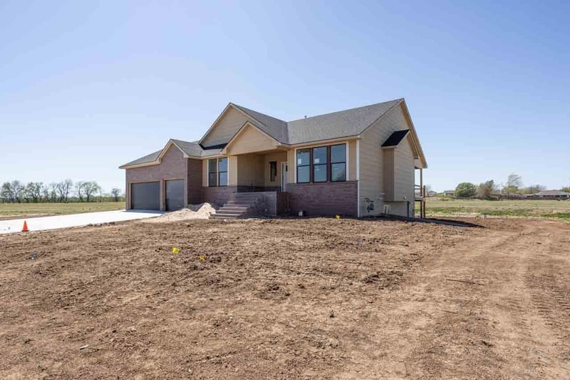 462 Stoney Creek, Clearwater, KS 67026