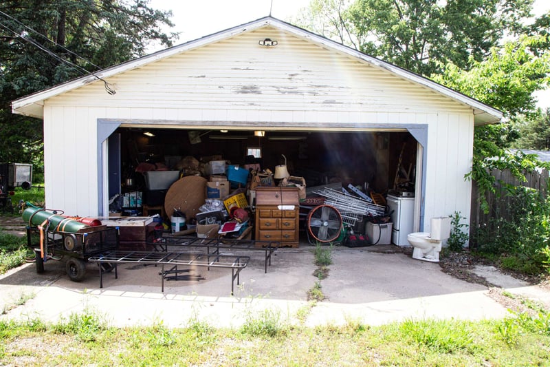 115 5th St, Fredonia, KS 66736