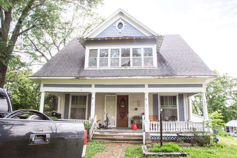 115 5th St, Fredonia, KS 66736