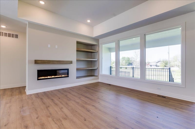 9658 Cedar Ln, Maize, KS 67101