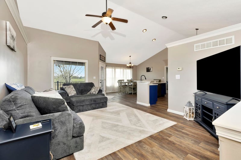 35701 W 47th St S, Cheney, KS 67025