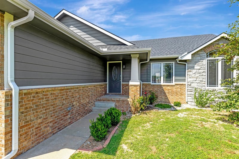 5327 S Pattie Ct, Wichita, KS 67216