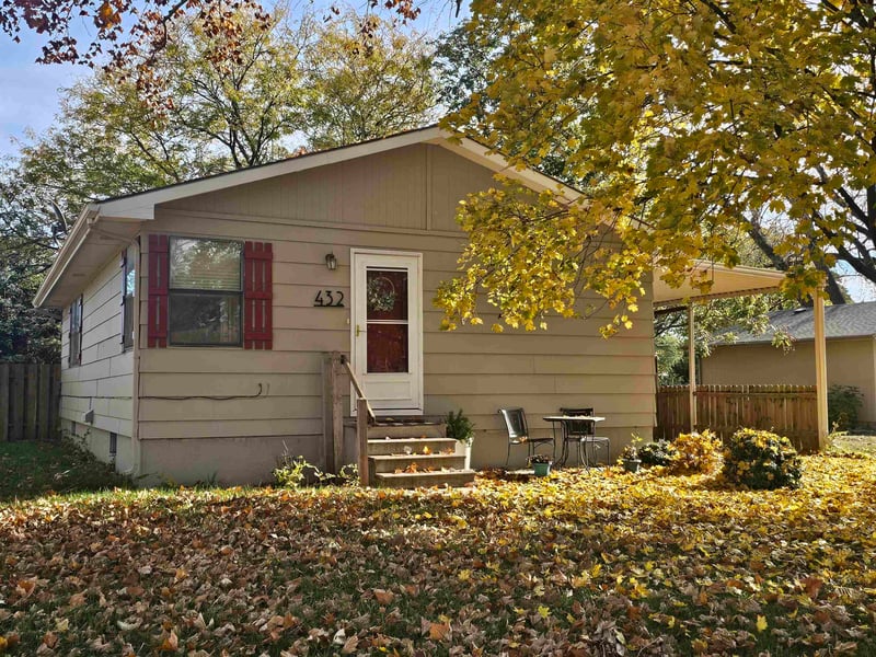 432 N Roosevelt St, Lindsborg, KS 67456
