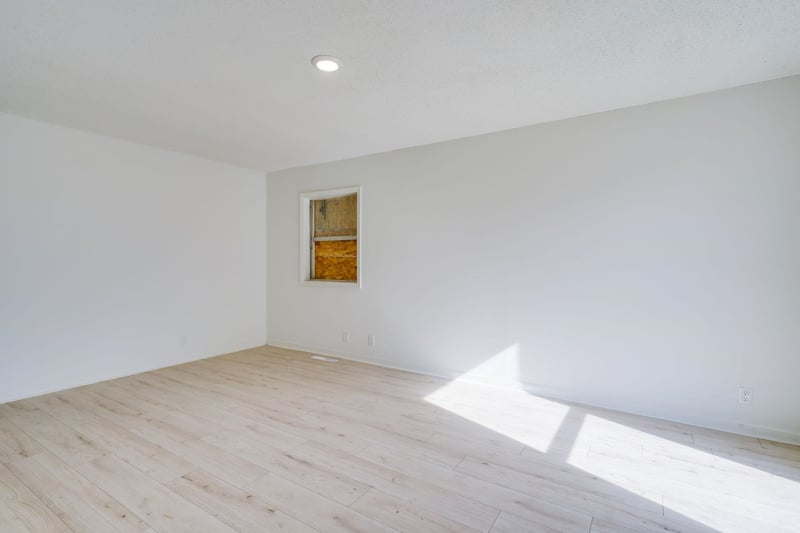 1613 Del Mar St, Wichita, KS 67216