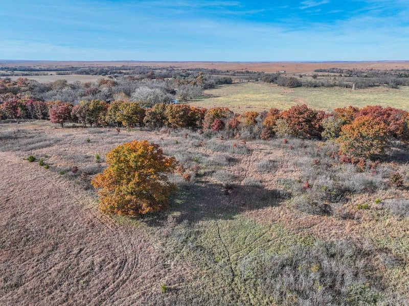 1198 L Rd, Eureka, KS 67045