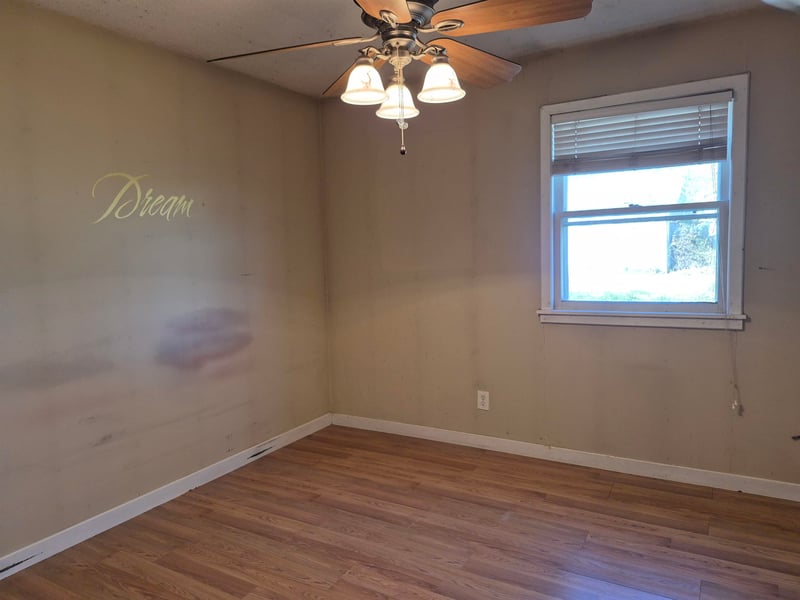 309 Indiana St, Eureka, KS 67045
