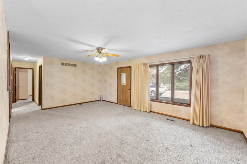 2154 13th Ave, Mcpherson, KS 67460