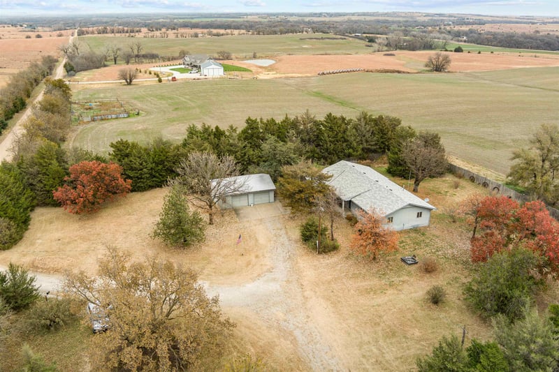 2154 13th Ave, Mcpherson, KS 67460