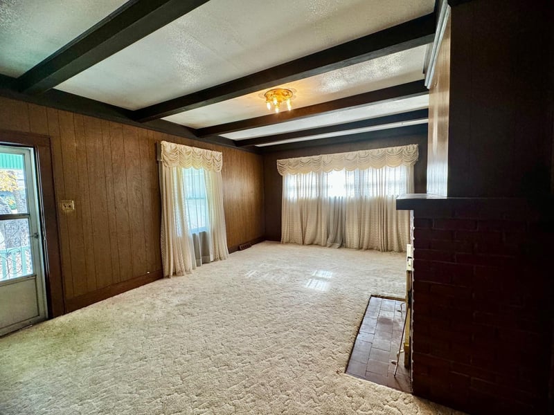 1006 Washington Ave, Wellington, KS 67152