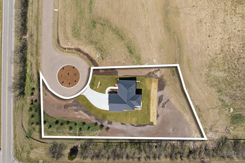 16705 Hickory Ct, Goddard, KS 67052
